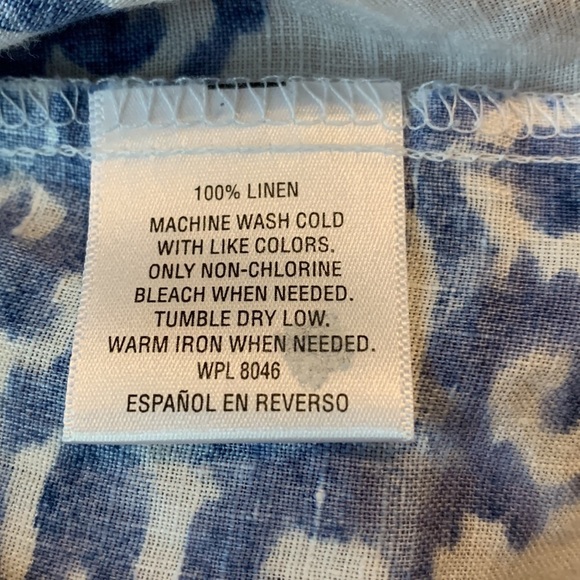 JM Collection Women's Size 12 Top Blue & White Paisley Button Down - Picture 8 of 10